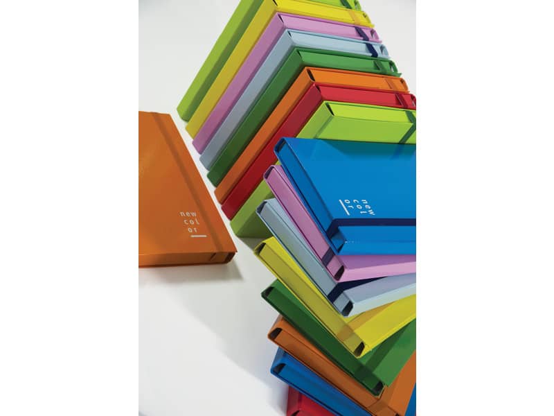 Cartella a 3 lembi con elastico piatto BREFIOCART NEW COLOR 25x35 cm dorso 5 cm arancio - .AR