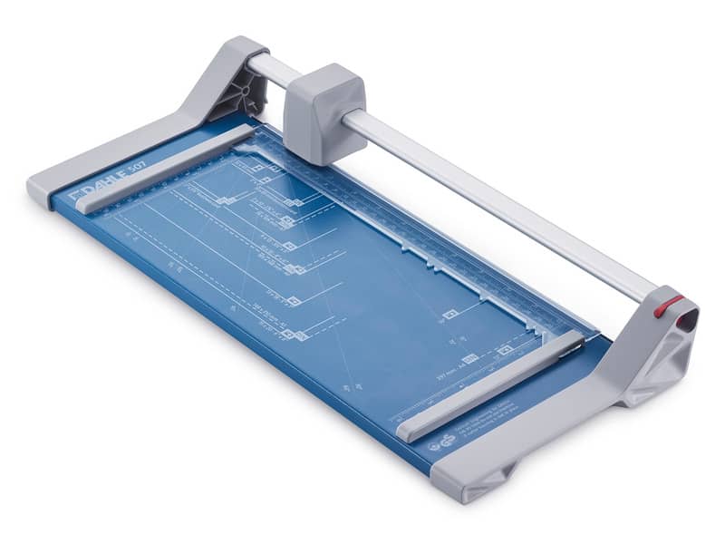 Taglierina a rullo Dahle Hobby pressino automatico max 8 fogli - luce 320-0,8 mm blu - R900507