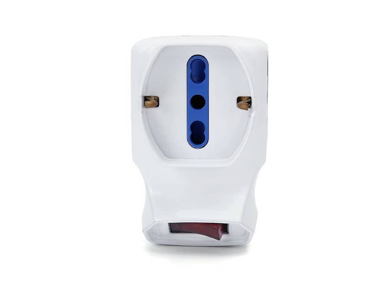 Adattatore a 3 vie - 2 P17/11 & 1 P40 (short) - con interruttore - bianco Aigostar 10A